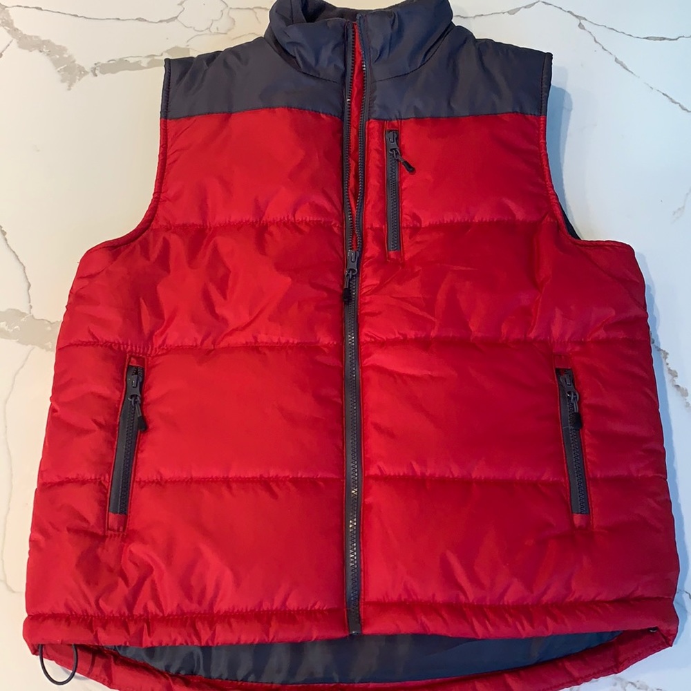 OutdoorLife Puffer Vest NWOT